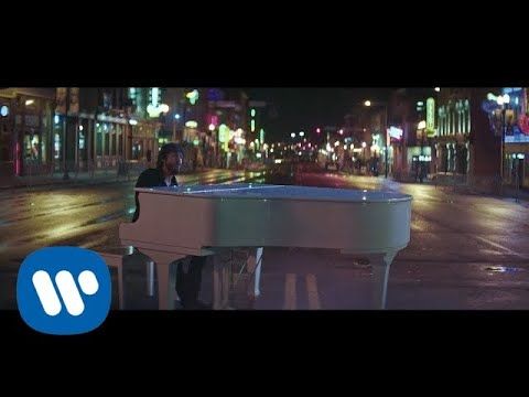 Chris Janson – “Drunk Girl” (Official Music Video)